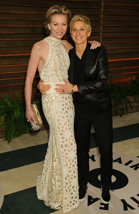 2014: Her er Ellen DeGeneres avbildet sammen med kona Portia de Rossi under Vanity Fairs etterfest i anledning Oscar-utdelingen. Foto: NTB Scanpix 2014: Her er Ellen DeGeneres avbildet sammen med kona Portia de Rossi under Vanity Fairs etterfest i anledning Oscar-utdelingen. Foto: NTB Scanpix